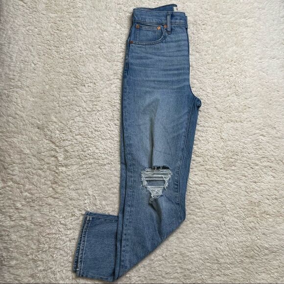 Madewell Distressed PVJ Straight jean in size 25 in Reinhart Wash - Picture 4 of 16